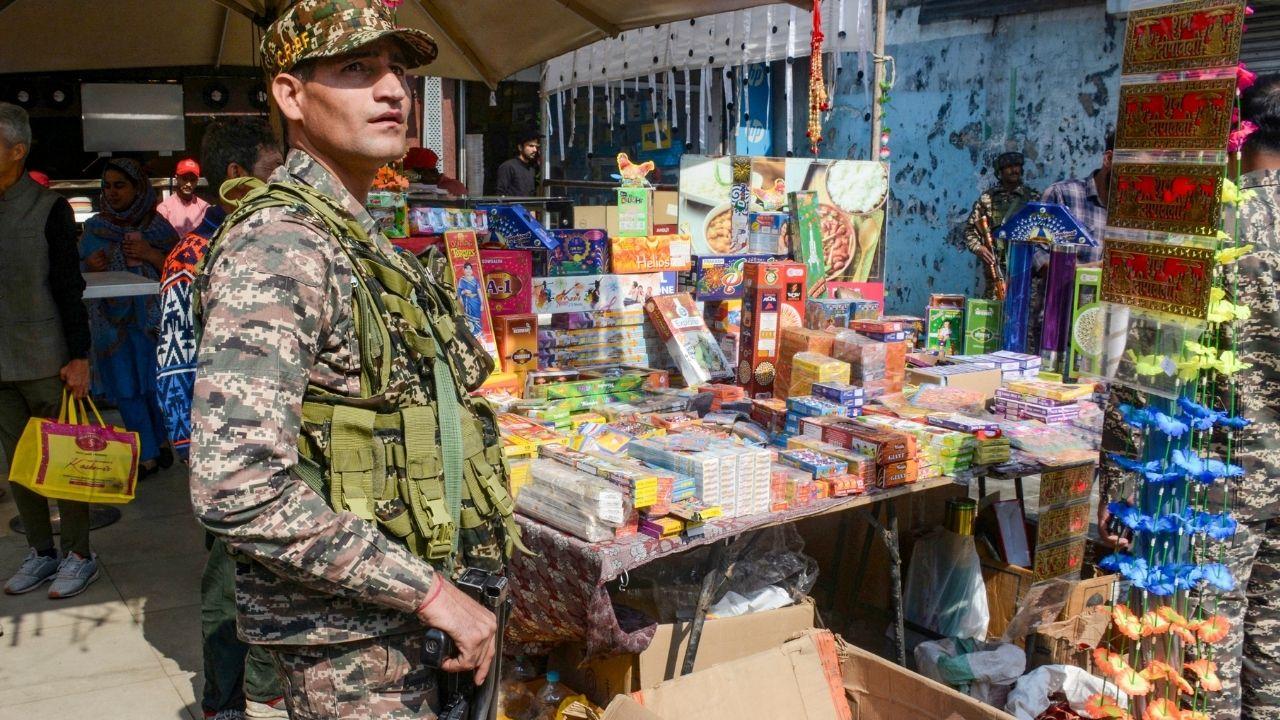 Like the rest of the country, security has been beefed up in Srinagar also on the occasion of Diwali